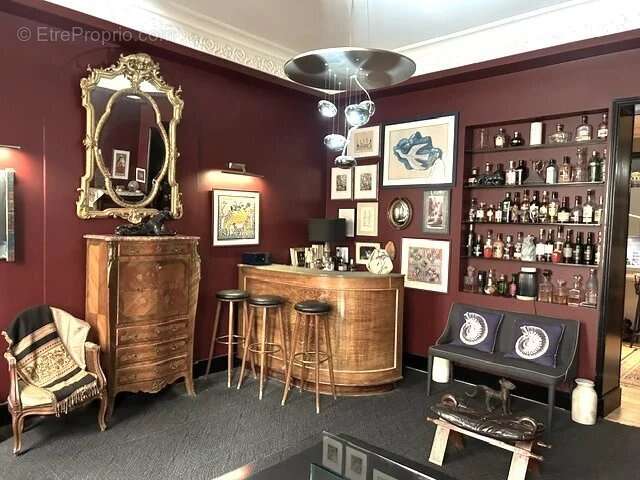 Appartement à PARIS-9E
