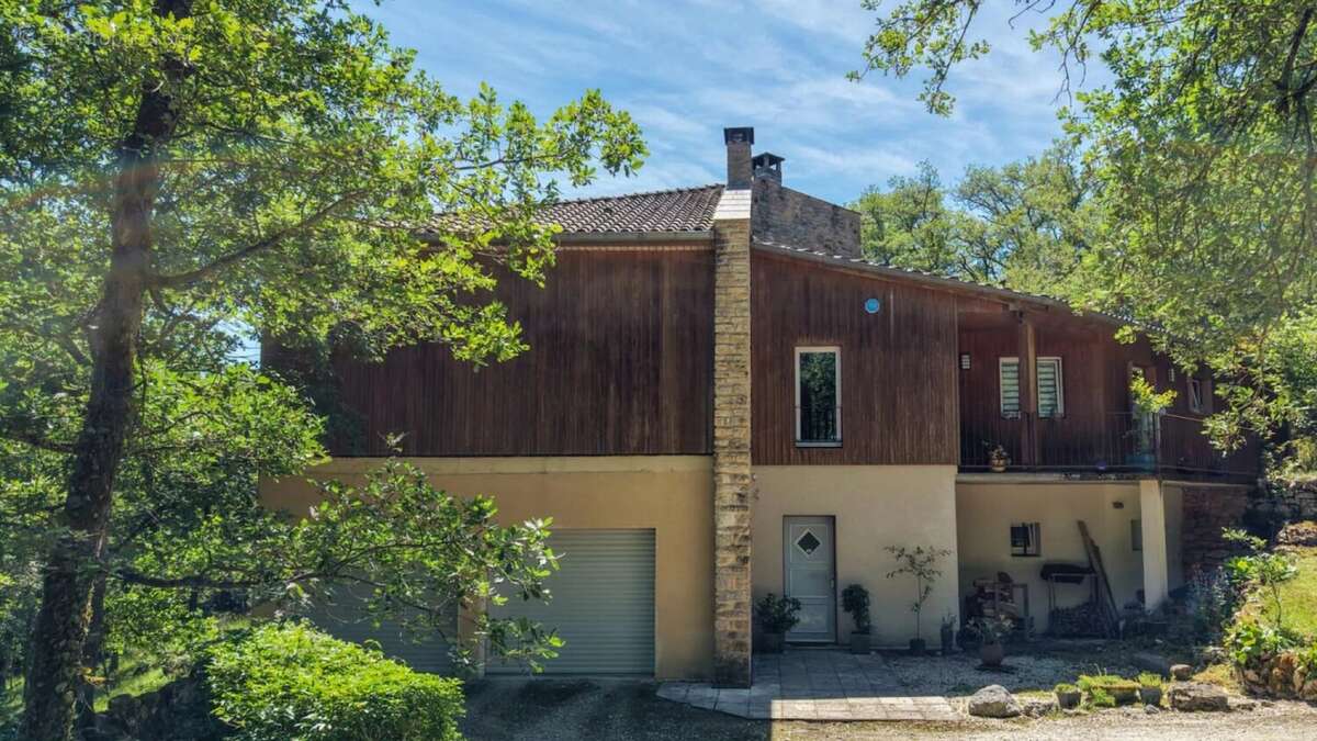 SECTEUR GOURDON - Au calme, Spacieuse Maison contemporaine avec - photo 10