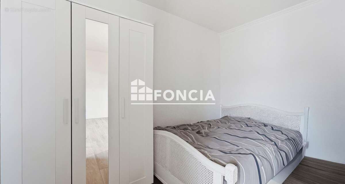 Vence Centre Ville - Appartement de 33.57m2 - photo 4