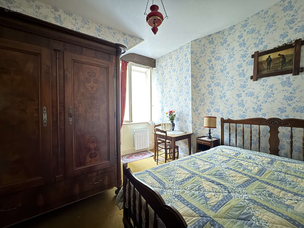 Maison à LA CHARITE-SUR-LOIRE