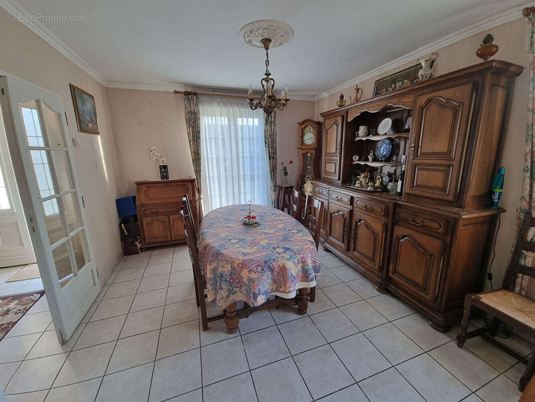 Maison à FOURCHAMBAULT