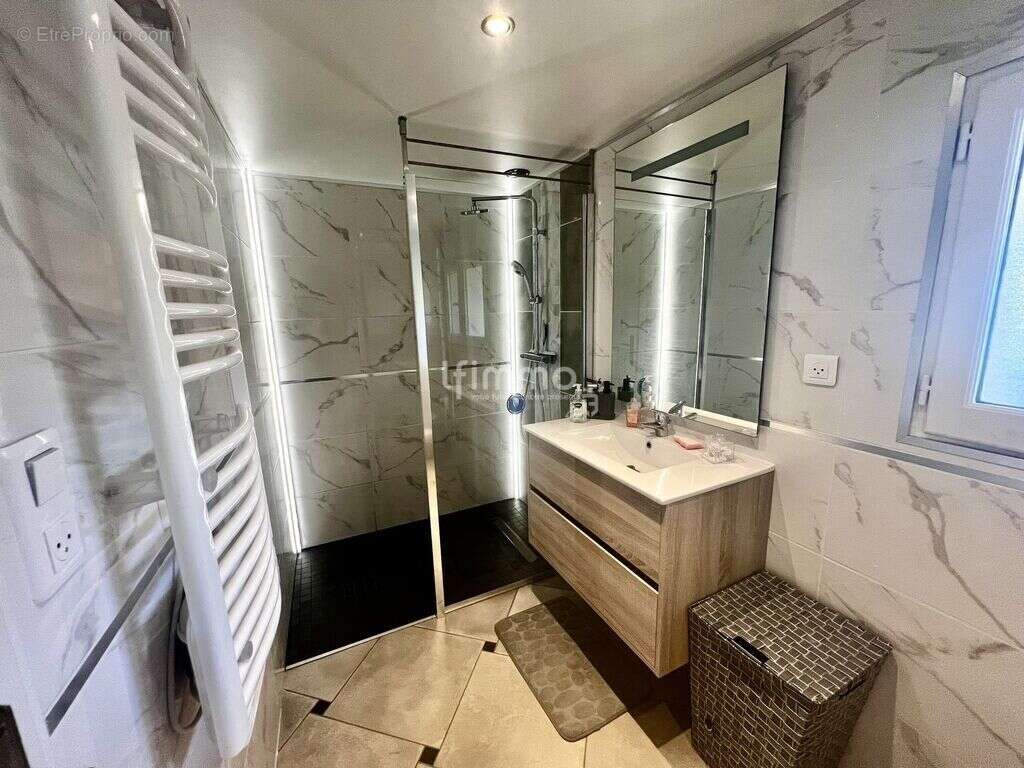 Maison à ARTIGUES-PRES-BORDEAUX