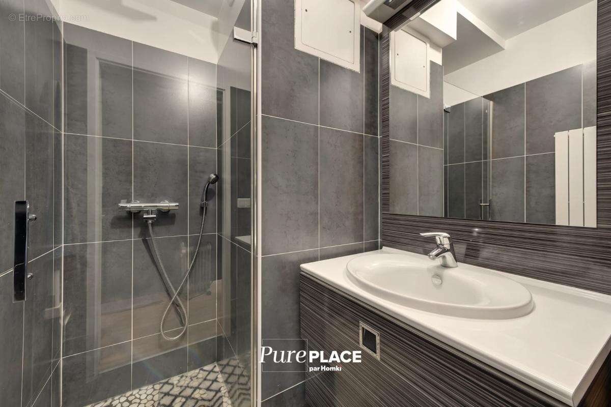 Appartement à ISSY-LES-MOULINEAUX