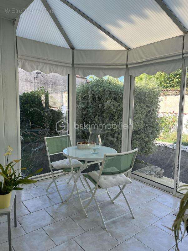 Maison à SAINT-XANDRE