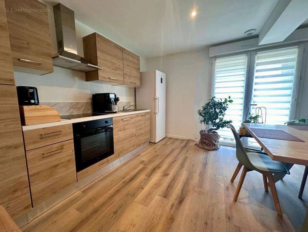 Appartement À Vendre - photo 7
