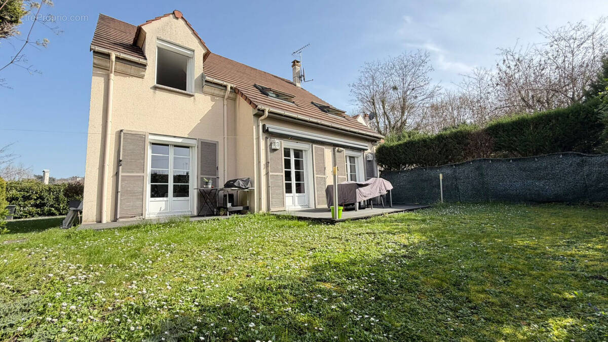 Maison à SOISY-SOUS-MONTMORENCY