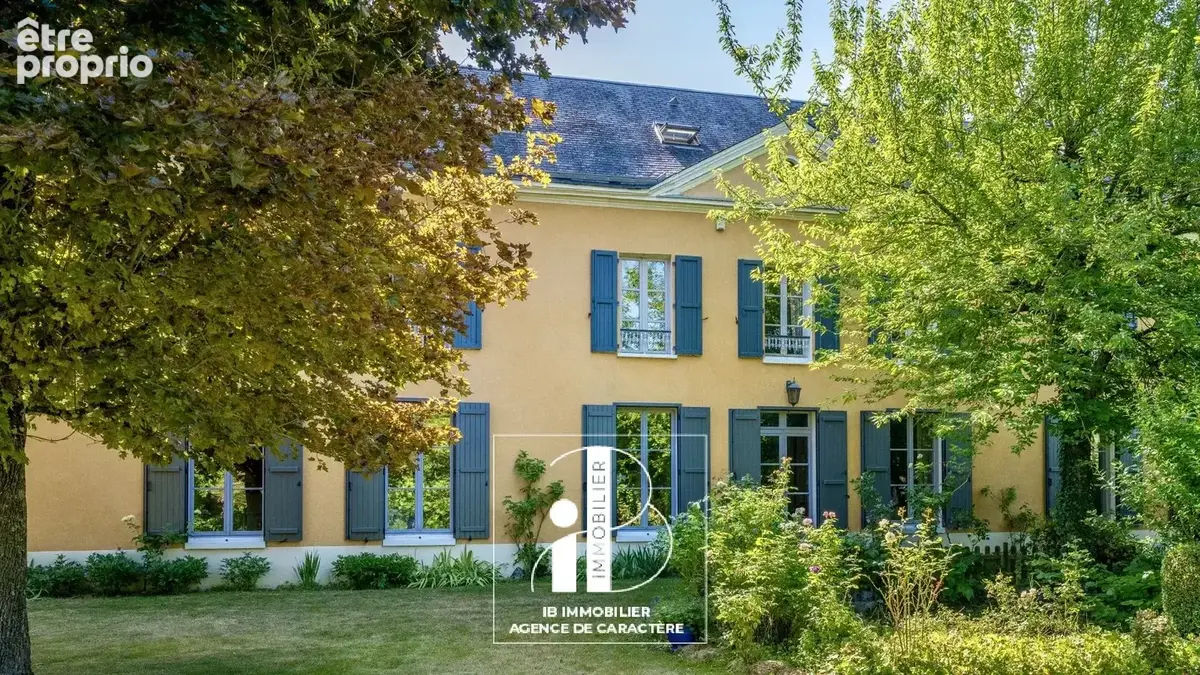 A 40 minutes de fontainebleau - domaine d'exception propriete directoire xviiiè de 535 m² avec son parc et ses dépendances - photo 2