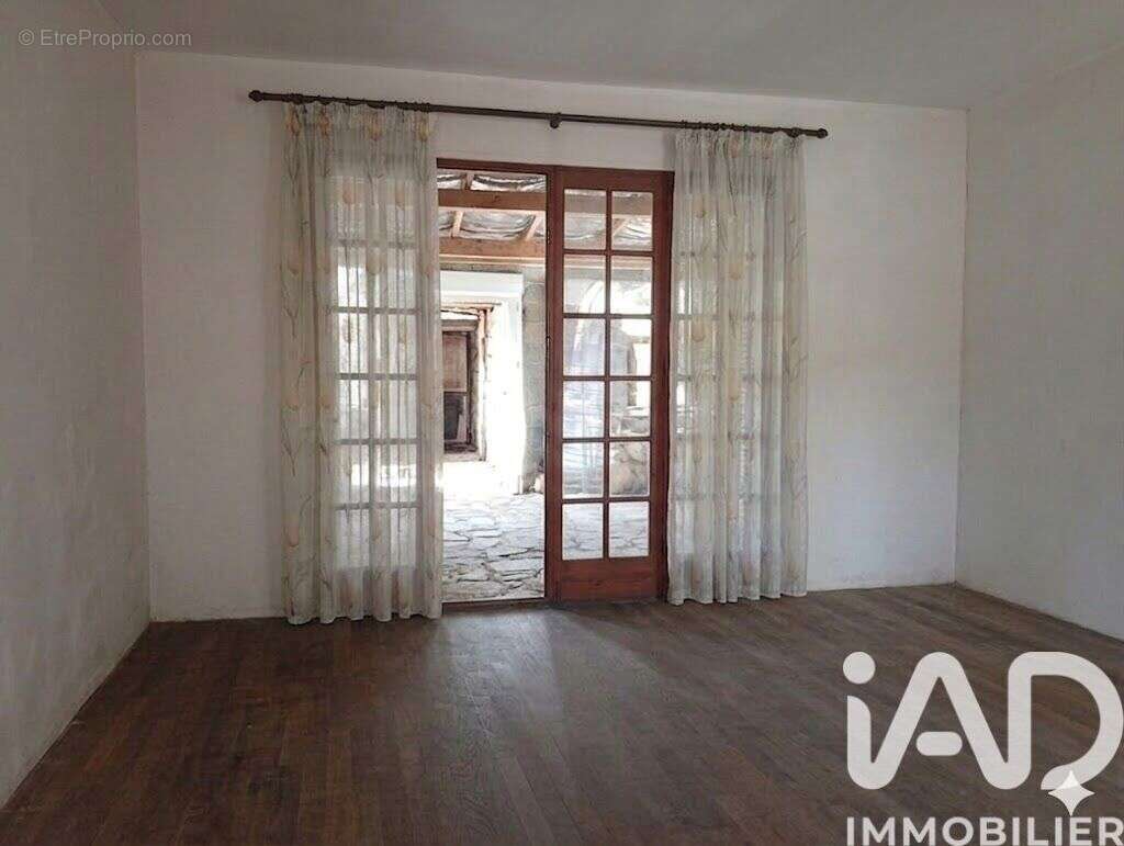 Maison 75 m² à Saint-Simeon  - photo 3
