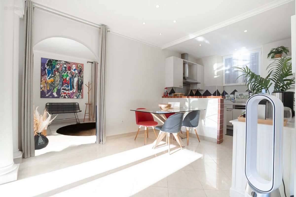 Appartement à BEAUSOLEIL