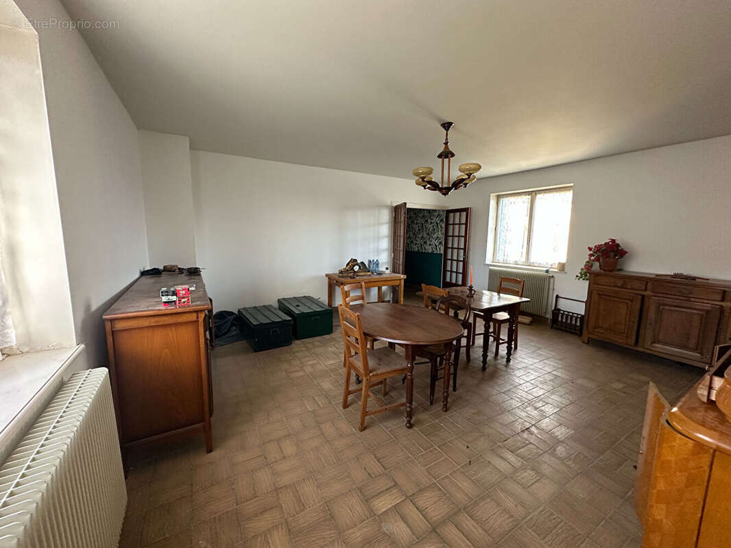 Maison à SAINTE-CONSORCE