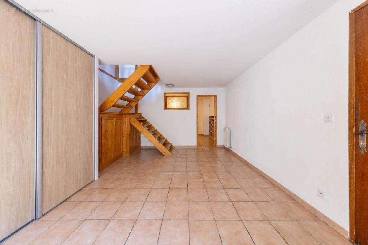 Maison à AIGUES-VIVES