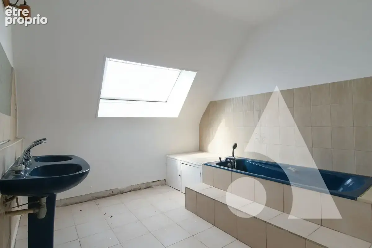 Maison Secteur Pierrefonds 6 pièce(s) 138 m2 - photo 8
