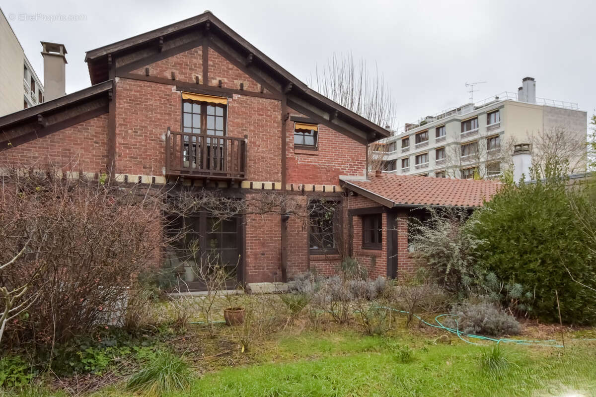 Maison à LE VESINET