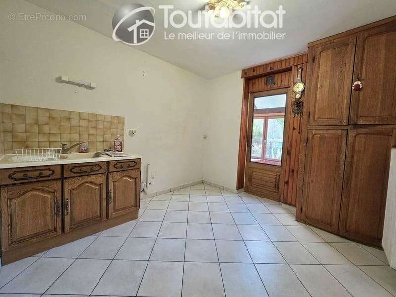 Maison à VRIGNE-AUX-BOIS