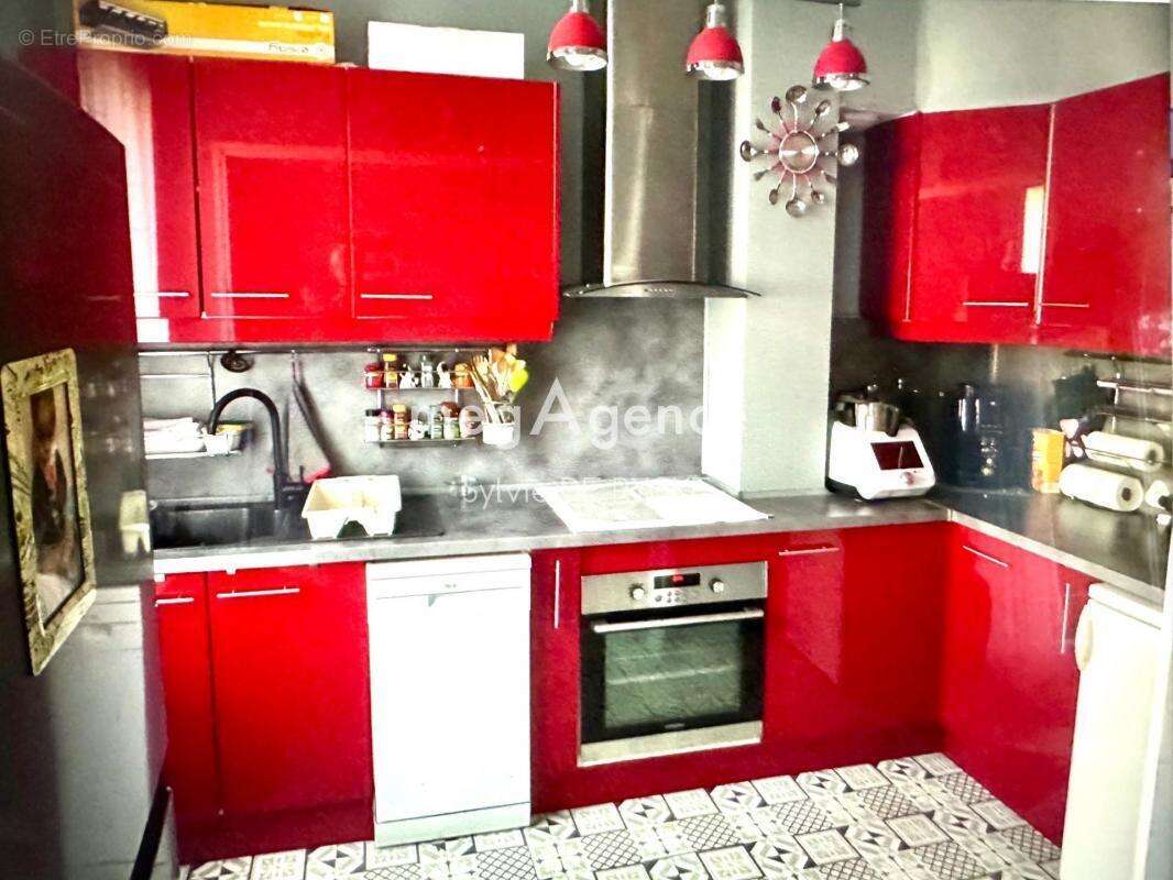 Maison à PONT-SUR-YONNE