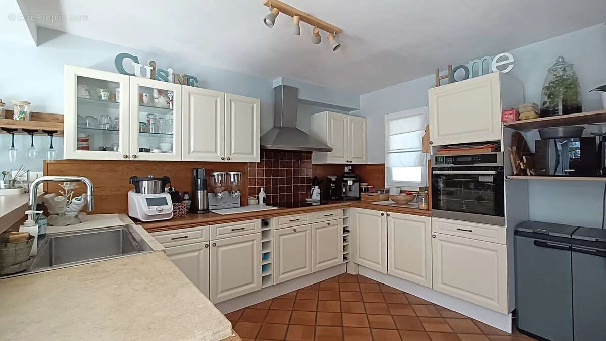 Maison à VOUZAILLES