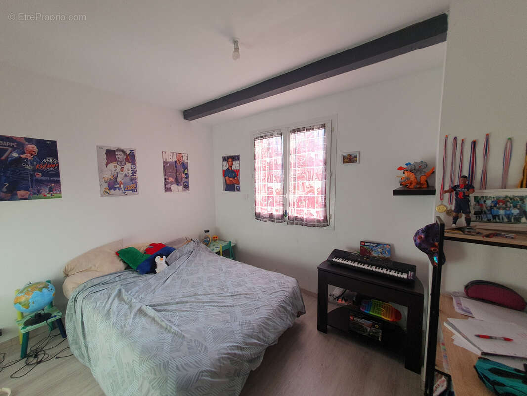 À Hagetmau, maison avec terrasse à acheter avec SN AGENCE TACHON - photo 7