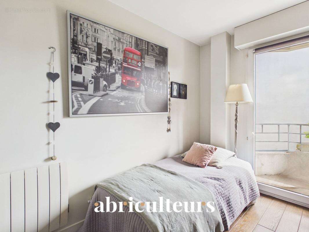 Appartement à PARIS-12E