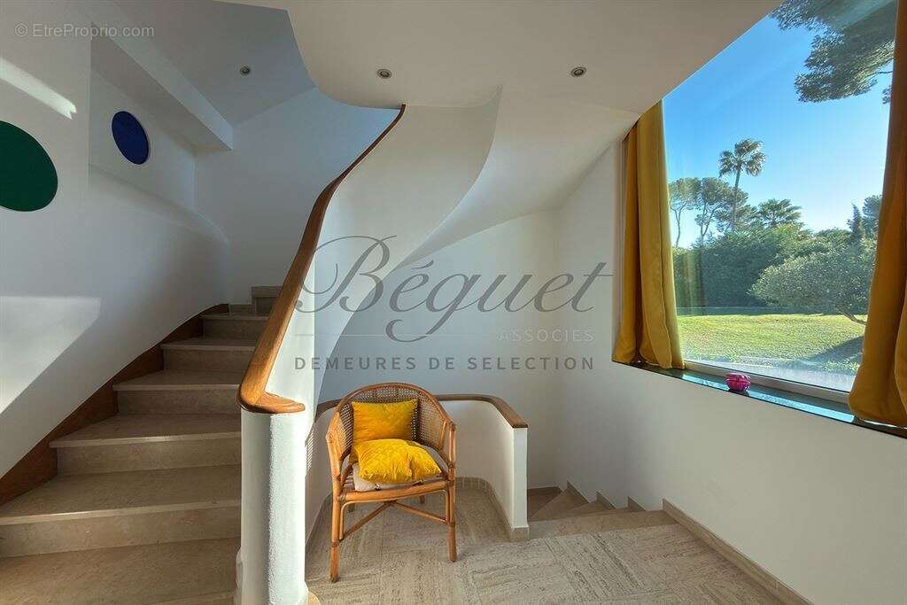 Maison à ANTIBES