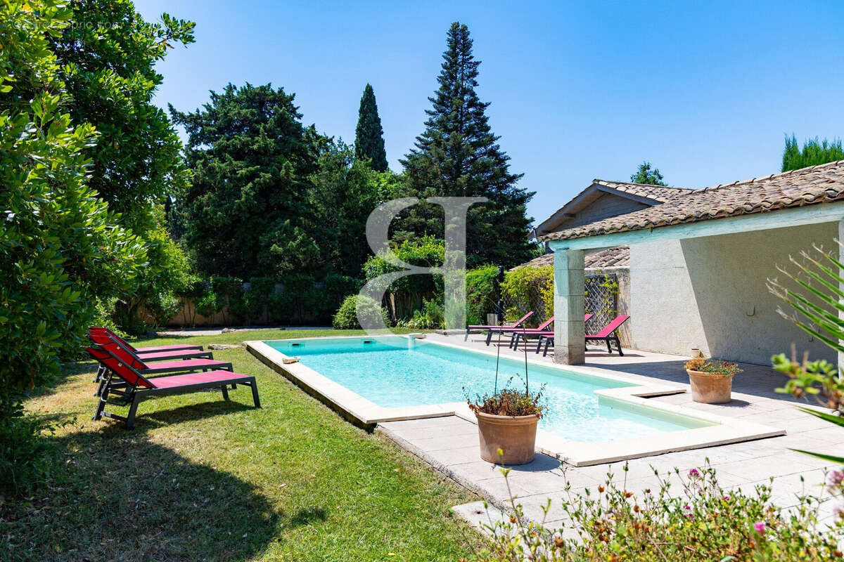 Maison à SAINT-REMY-DE-PROVENCE