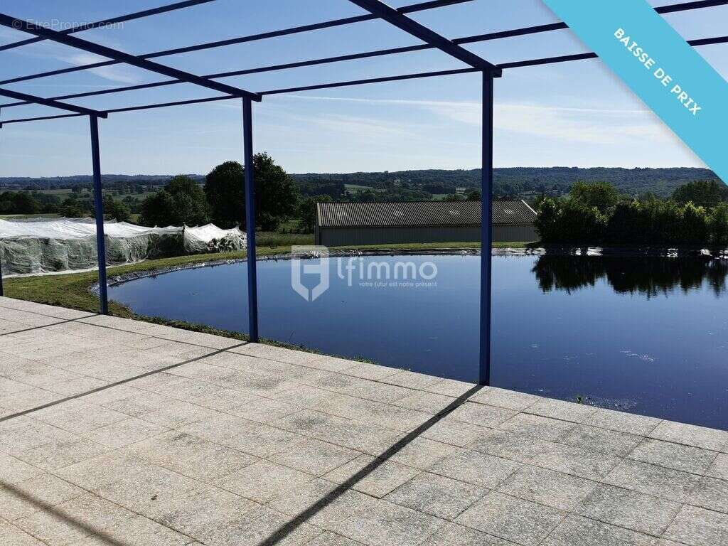 Maison à SAINT-LAURENT-SUR-GORRE