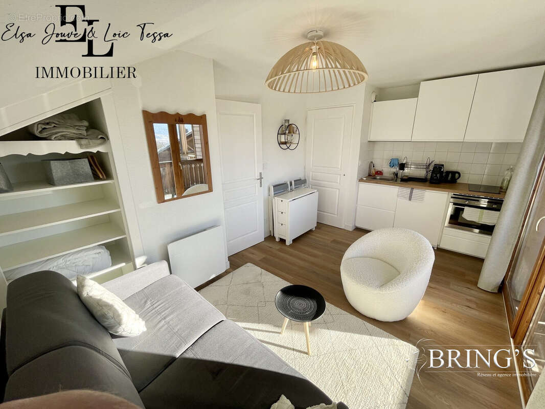 Appartement à LA CLUSE