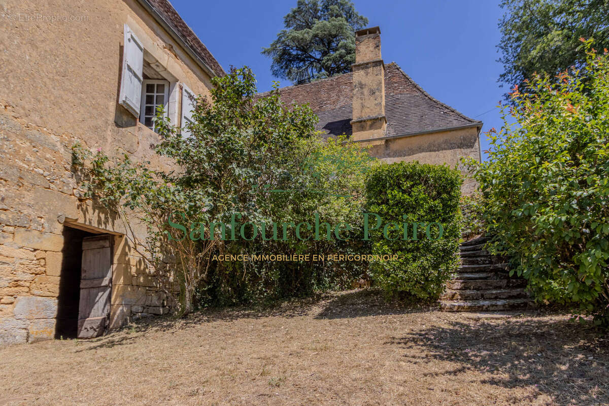 À Sarlat la Canéda - Périgord Noir - photo 14