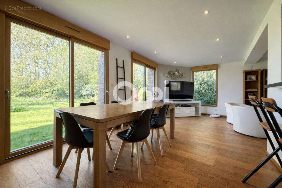 Maison à CAMPHIN-EN-PEVELE