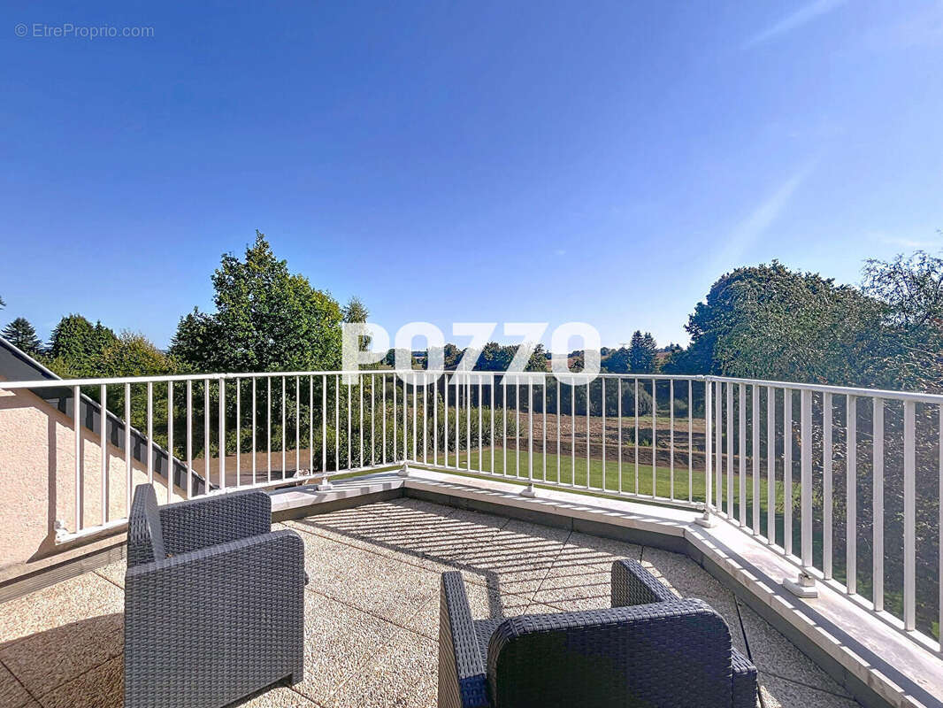 Maison à JUVIGNY-LE-TERTRE