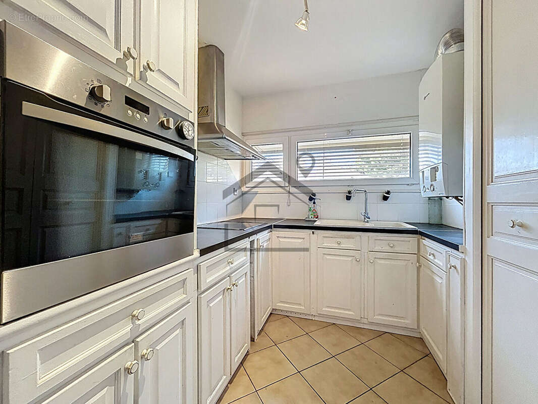 Appartement à VITROLLES