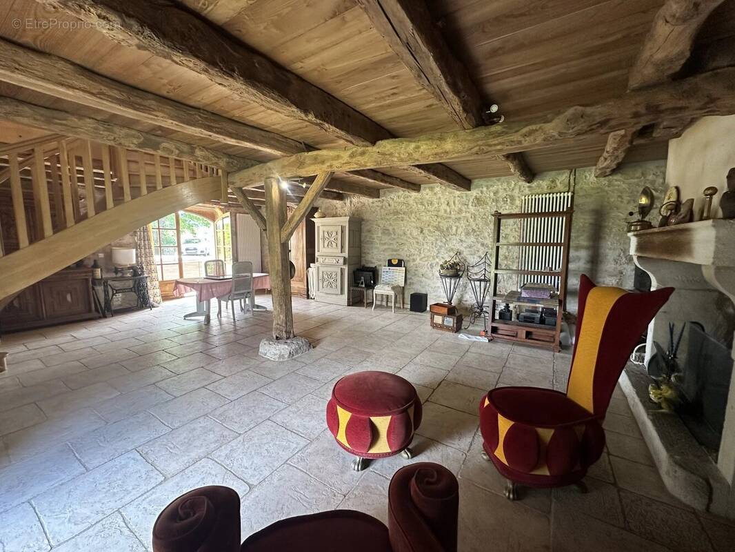 Maison à SAINT-ANTONIN-NOBLE-VAL