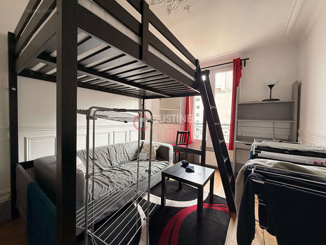 Appartement à PARIS-18E