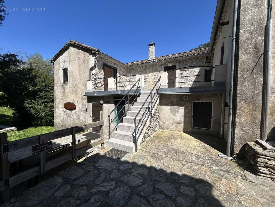 Maison à SAINT-ETIENNE-VALLEE-FRANCAISE