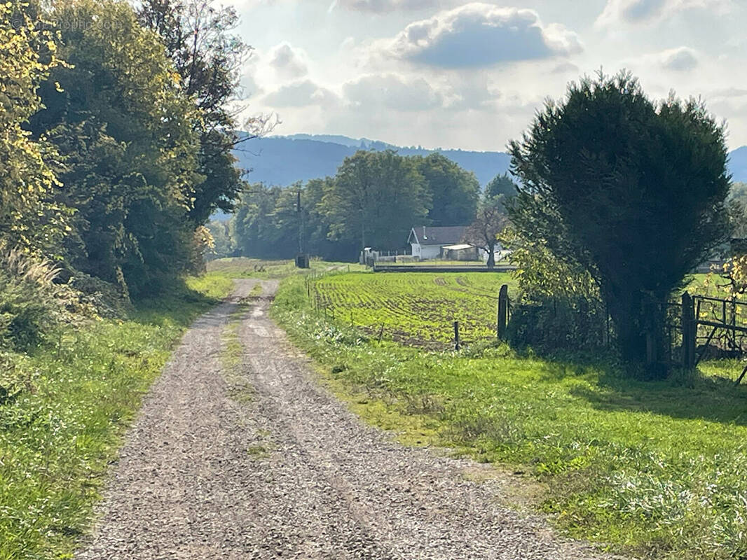Maison à LONS-LE-SAUNIER