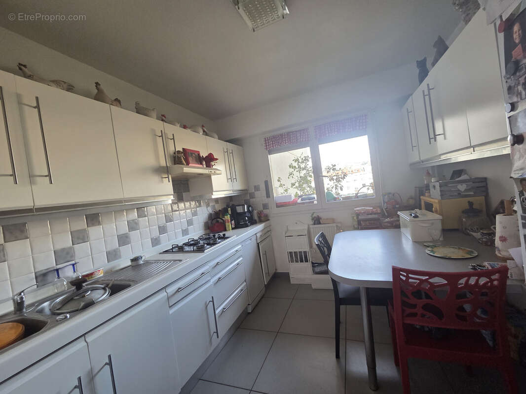 Appartement à SAINT-ETIENNE