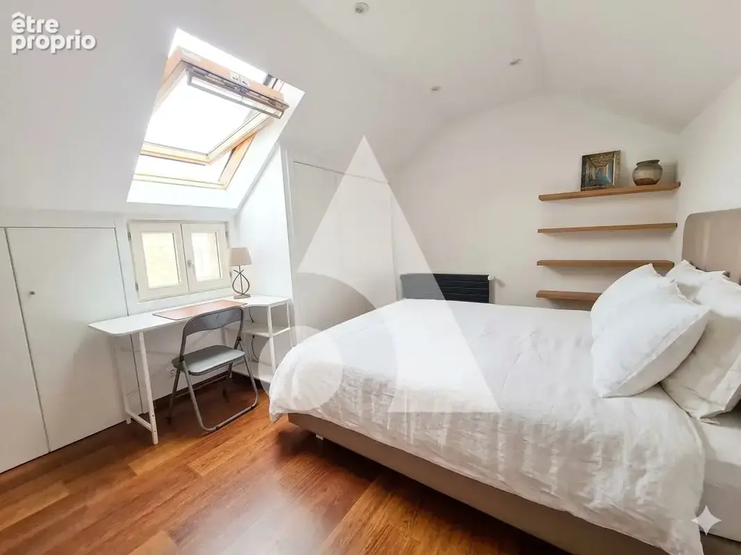 Les Muriers, Magnifique Maison 5 pièces de 150 m2 - photo 3