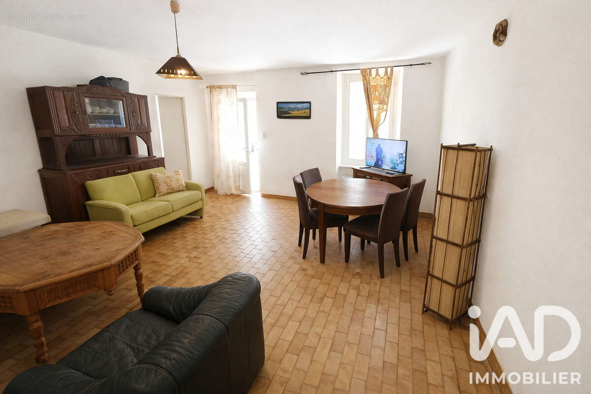 Photo 2 - Maison à VIOLES