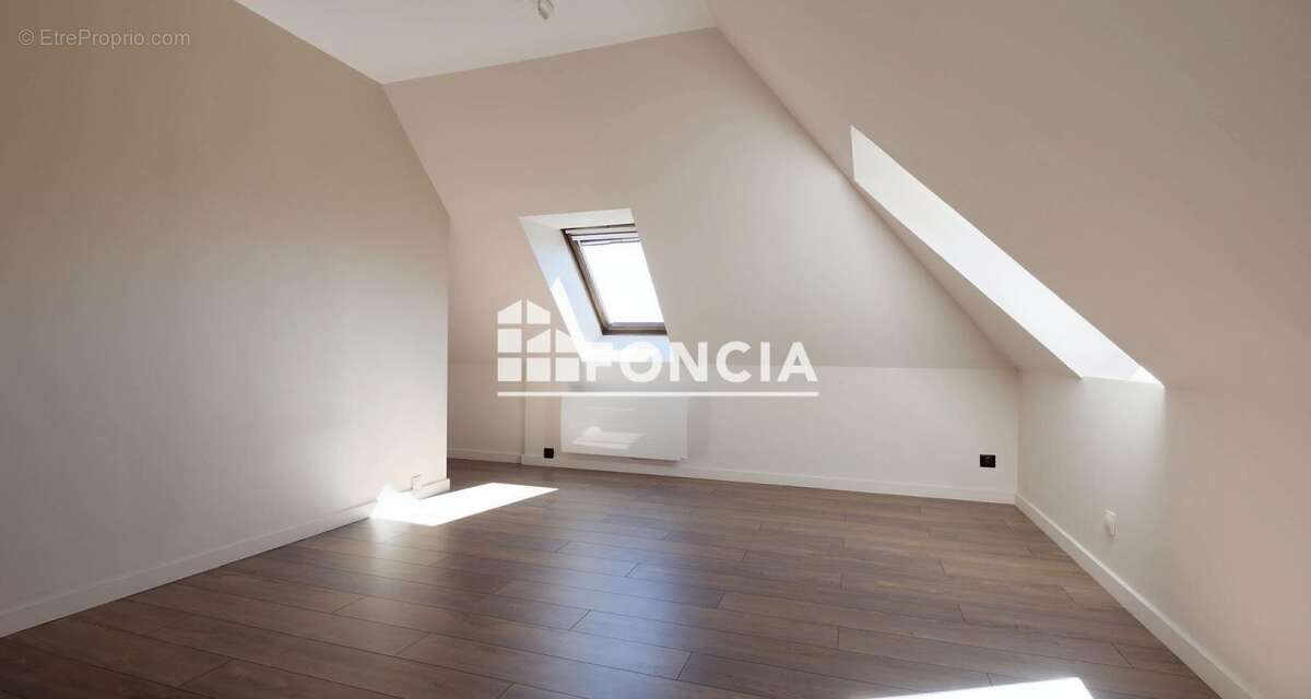 Appartement à MELUN