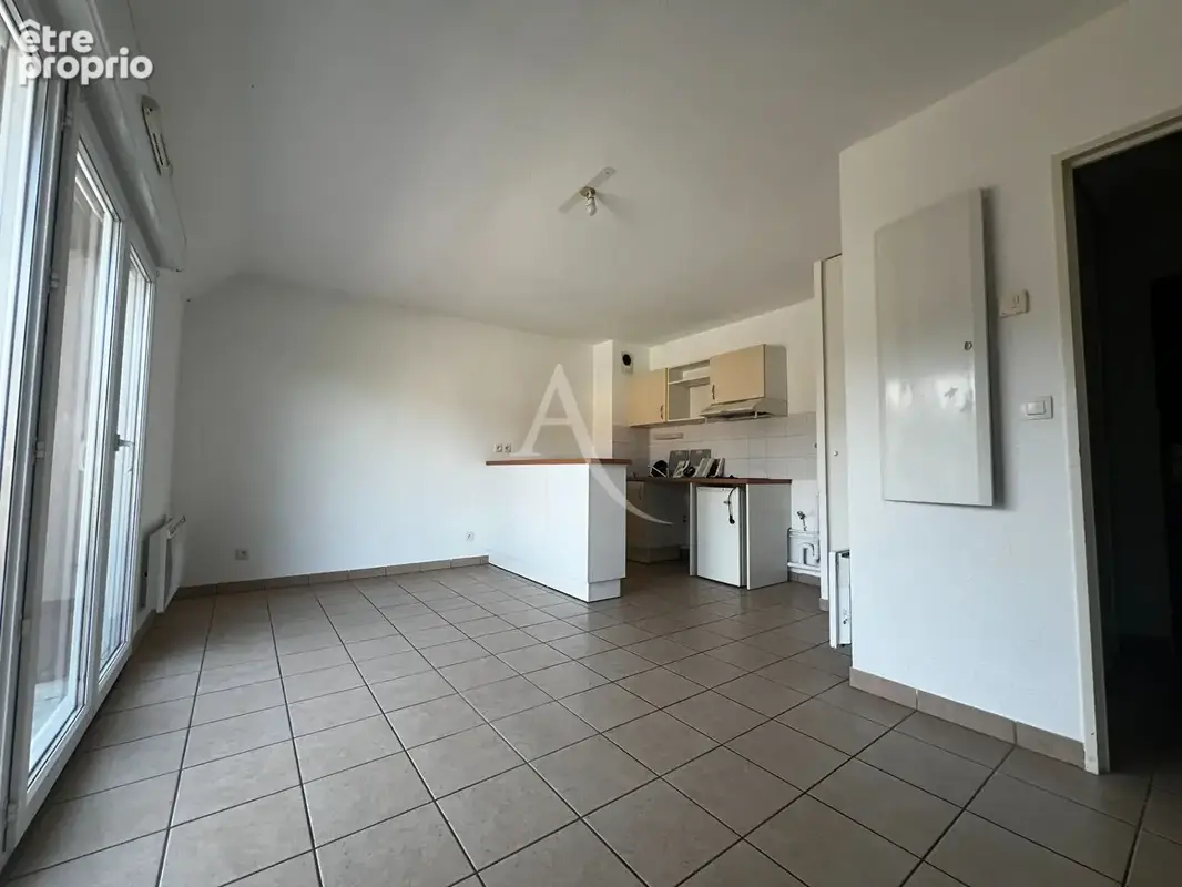 Appartement T2 avec balcon et piscine - Résidence Aquilon à Lux (71100) - photo 6