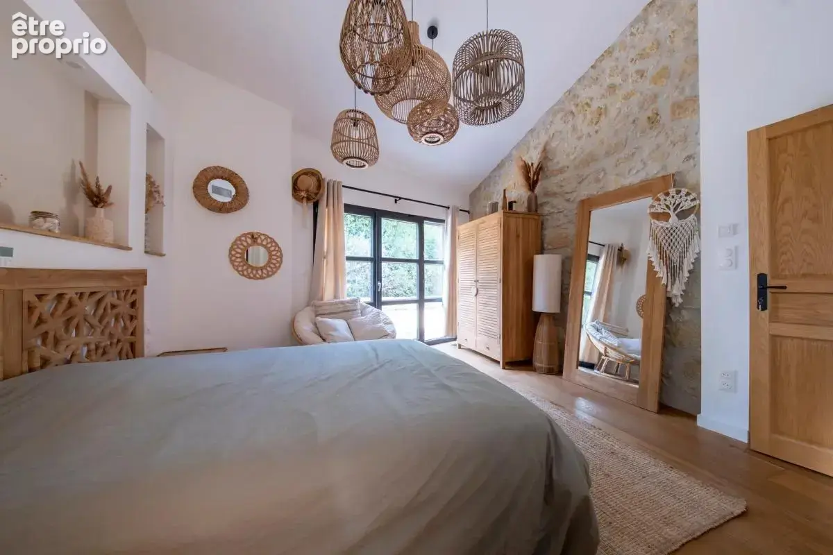  propriété de caractère – 239 m² – 6 chambres – 3,2 hectares
e - photo 14