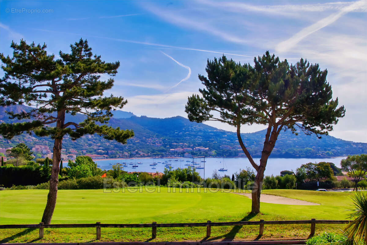 Appartement à SAINT-RAPHAEL