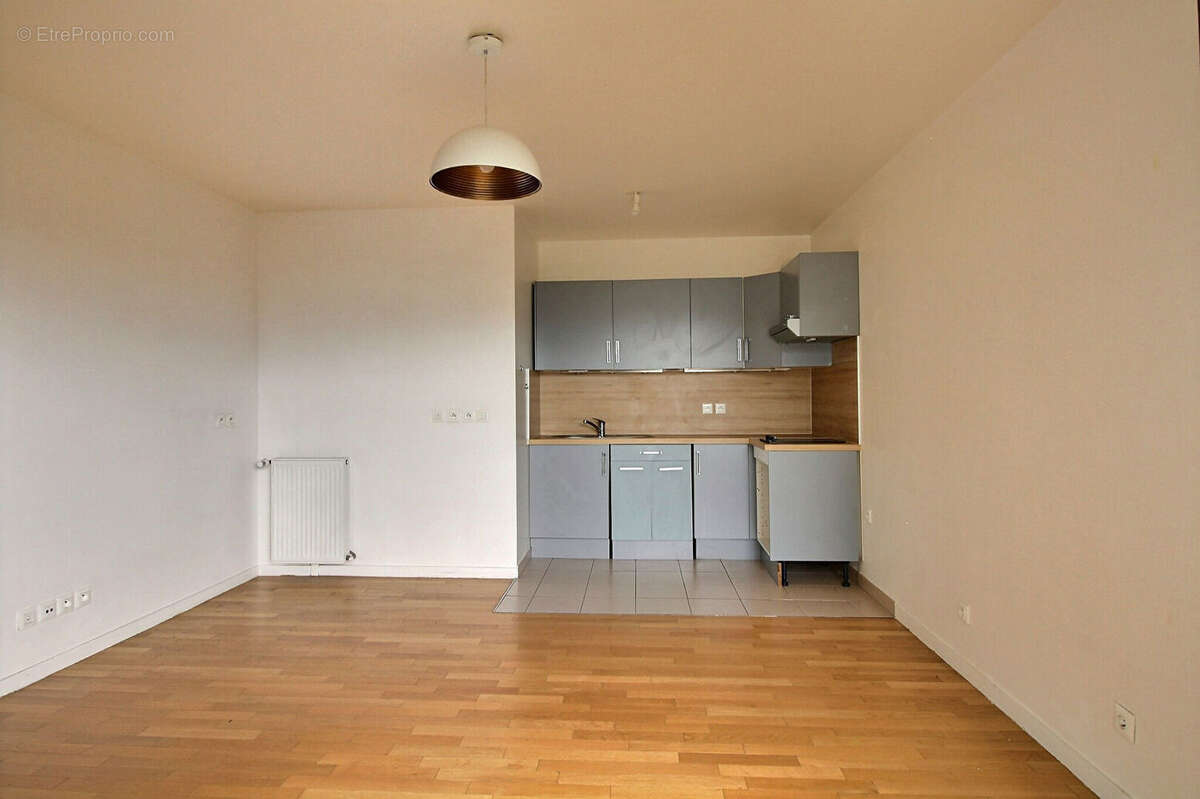 Appartement à COLOMBES