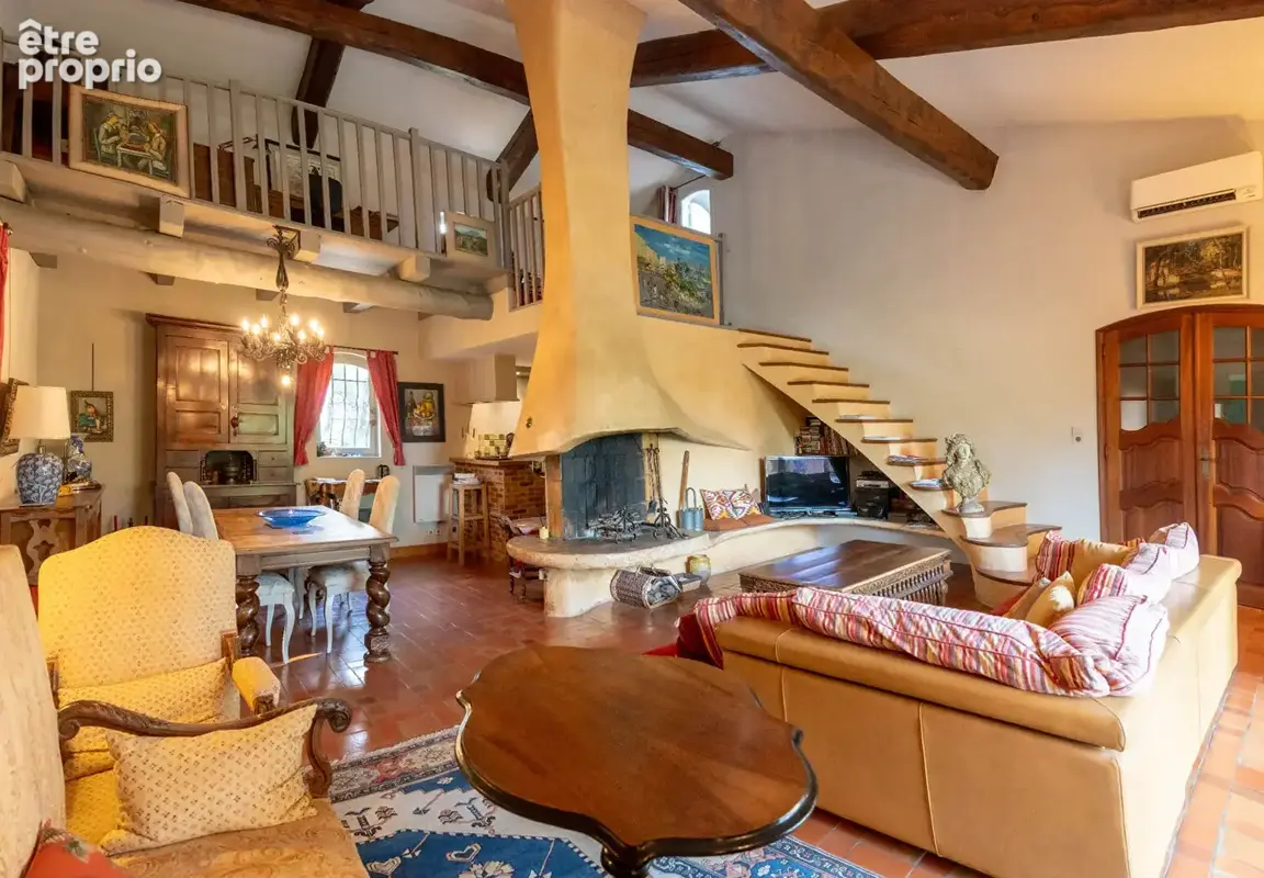 Maison d'architecte à Gignac-la-Nerthe , avec piscine et grand terrain - photo 7