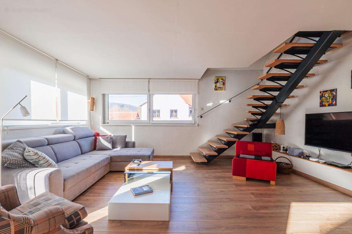 Maison à DOSSENHEIM-SUR-ZINSEL