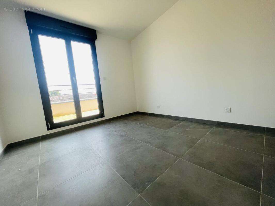 Appartement à TIGNIEU-JAMEYZIEU