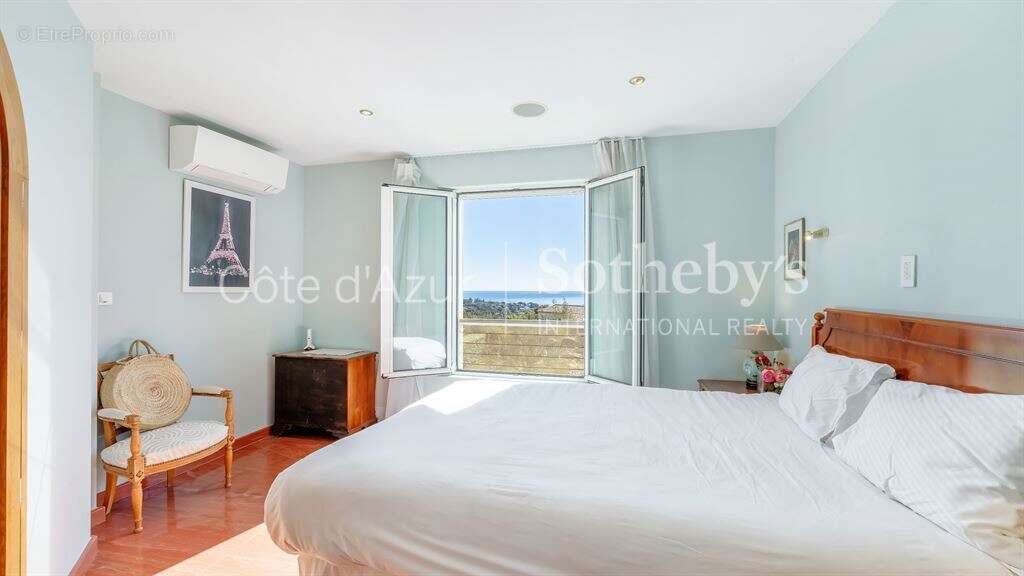 Exclusivité : Villa vue mer avec piscine - Golfe de Saint-Tropez - photo 13