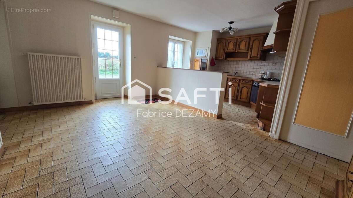 Photo 2 - Maison à CURZON