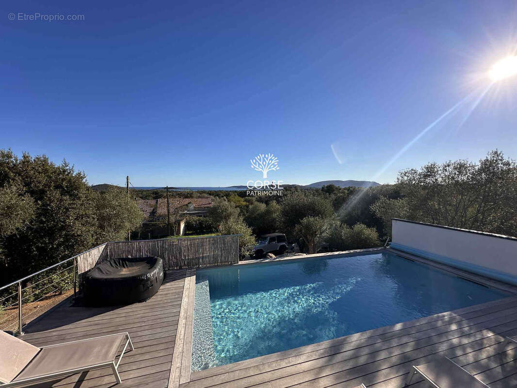 Maison à PORTO-VECCHIO