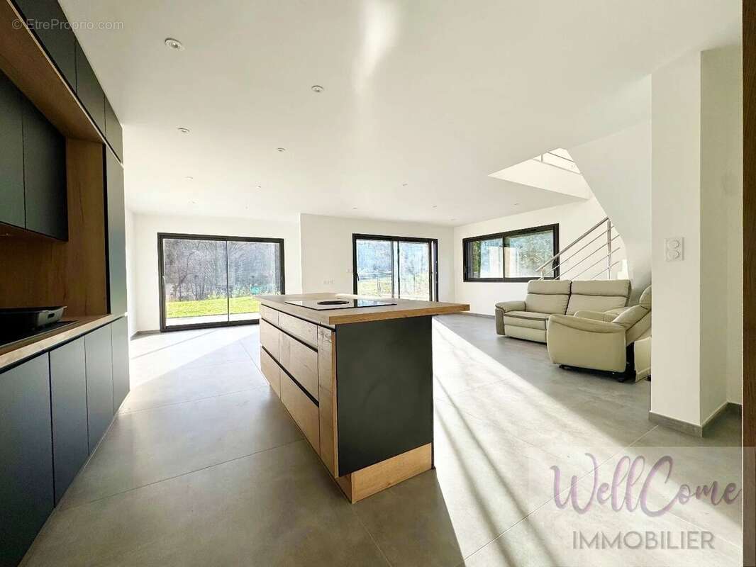 Maison à AIX-LES-BAINS