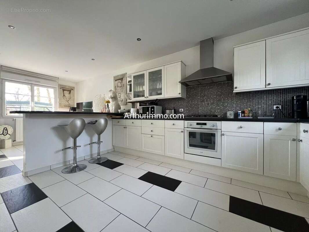 Maison à SUCY-EN-BRIE